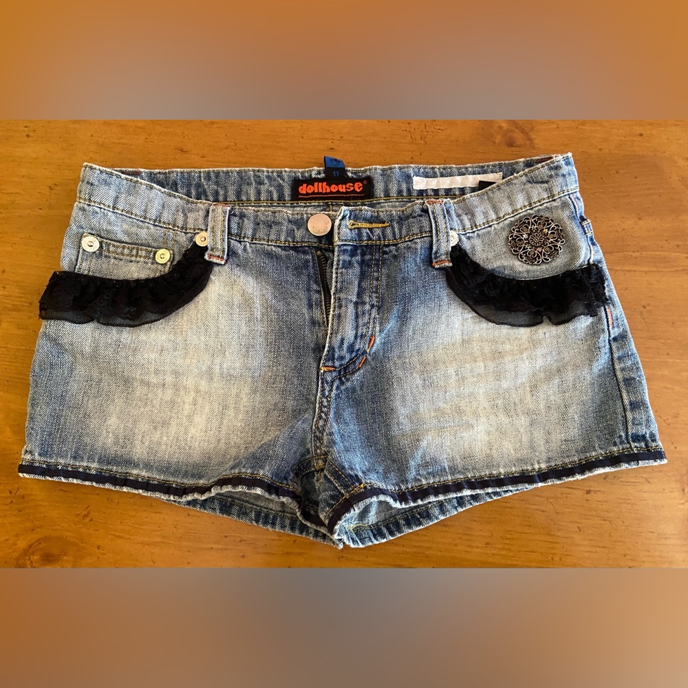 Dollhouse Women’s Shorts Size 11 Black Lace Embellished Gold